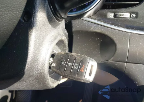 2015 Kia Optima Lx from USA, damaged, VIN 5XXGM4A79FG464028